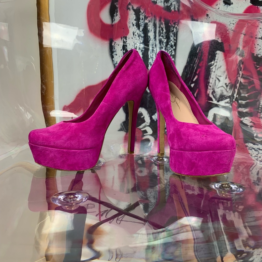 Fuchsia suede heels